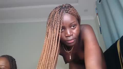 maelys_ta online show from June 15, 3:23 pm