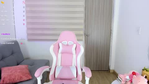 Eva online show from November 22, 3:26 pm