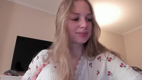 Snapshot of magic_couple13 chatting on January 31, 11:46 am Alice online show from January 31, 11:46 am