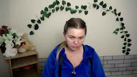 magic_katarina_ online show from October 10, 7:57 am