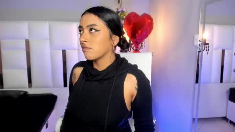 Snapshot of magic_marg chatting on February 22, 9:21 pm Marge online show from February 22, 9:21 pm