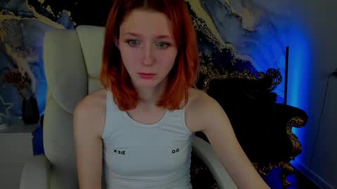 Lilu online show from December 3, 9:01 pm