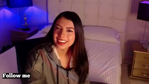 Maia Reficco online show from January 15, 12:11 pm