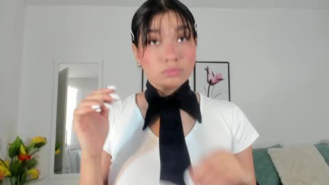 Snapshot of maia_w10 chatting on January 21, 12:39 pm Maia online show from January 21, 12:39 pm
