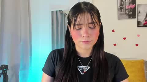 Snapshot of maia_w10 chatting on January 27, 12:37 pm Maia online show from January 27, 12:37 pm