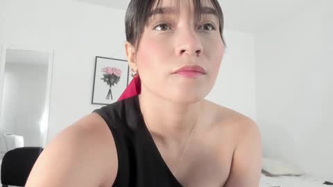 Snapshot of maia_w10 chatting on January 23, 12:19 pm Maia online show from January 23, 12:19 pm
