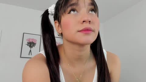 Snapshot of maia_w10 chatting on January 16, 12:42 pm Maia online show from January 16, 12:42 pm