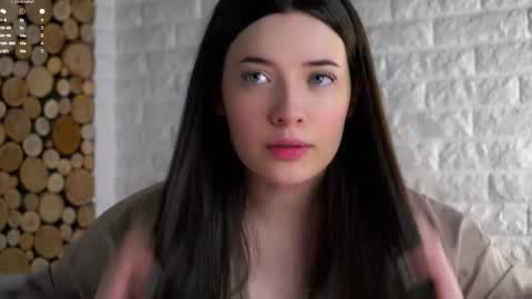 Lucy online show from March 23, 12:39 am