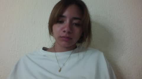 Snapshot of majo_gomezz chatting on October 1, 2:38 am majo_gomezz online show from October 1, 2:38 am