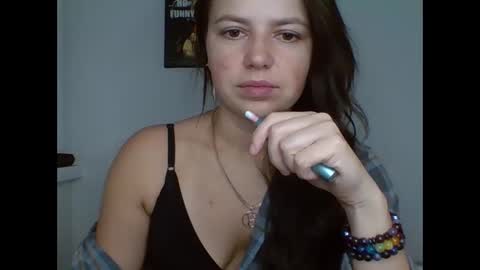 make_mesmile online show from October 24, 5:31 pm