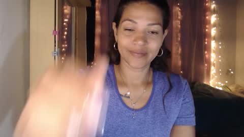 Snapshot of makennaa_1 chatting on September 11, 10:15 am MAKENNAA online show from September 11, 10:15 am