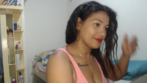 Snapshot of makennaa_1 chatting on January 4, 9:54 am MAKENNAA online show from January 4, 9:54 am
