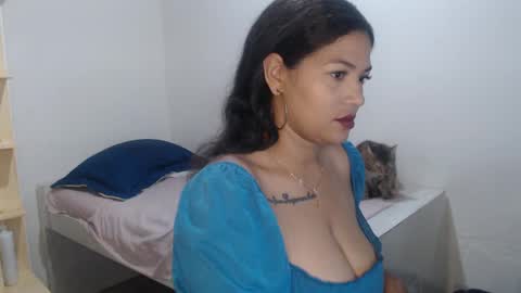 Snapshot of makennaa_1 chatting on February 2, 9:51 am MAKENNAA online show from February 2, 9:51 am