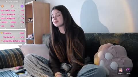 Makiima online show from April 11, 7:56 am