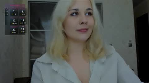 Kate online show from March 26, 4:31 pm