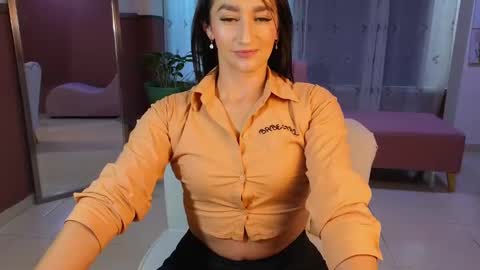 Snapshot of malen_fitnessmilf chatting on October 13, 12:08 pm malen_fitnessmilf online show from October 13, 12:08 pm