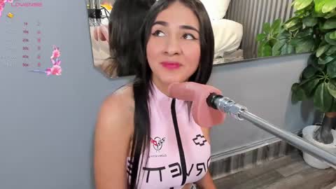 Malu online show from March 8, 6:03 pm