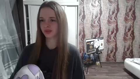 Mamie Trish online show from February 24, 5:09 pm