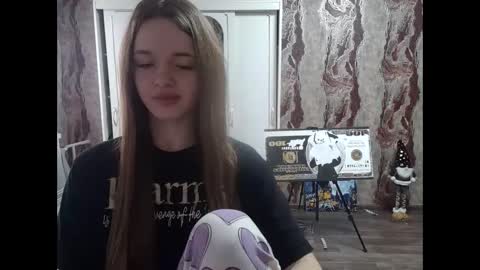 Mamie Trish online show from February 20, 8:39 am