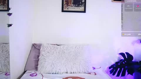 mandy_l33_ online show from March 10, 8:12 pm