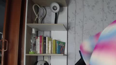 manelyke online show from April 23, 12:12 pm