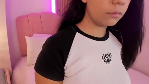 Mara online show from April 14, 8:09 pm