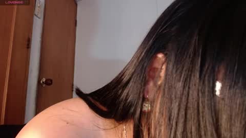 maraa_lee online show from March 7, 8:33 pm