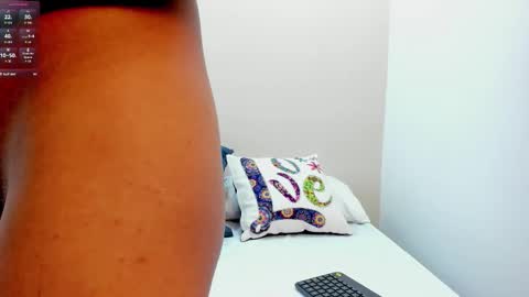 Maray Lous  online show from March 6, 10:05 pm