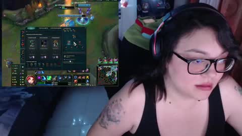 marcela2101 online show from December 16, 1:42 am