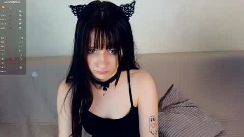 marceline_lanis online show from June 12, 9:50 am