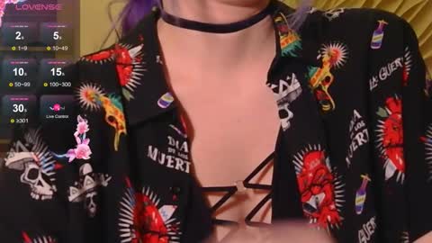 Snapshot of marci_n chatting on October 5, 10:15 pm marci_n online show from October 5, 10:15 pm