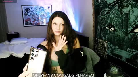 Snapshot of mari_and_jandro chatting on February 7, 6:14 am Mari online show from February 7, 6:14 am