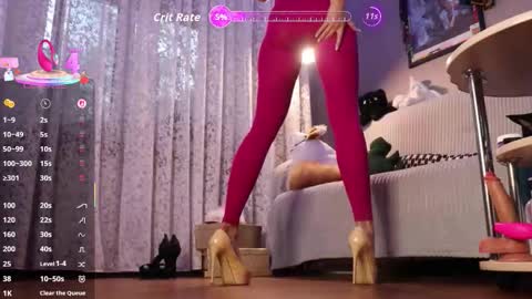 Snapshot of mari_moon_bunny chatting on October 15, 2:30 pm Mari Moonbunny online show from October 15, 2:30 pm