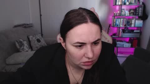 mari moore online show from March 14, 8:15 am