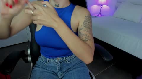 Snapshot of mari_salgado chatting on January 28, 11:28 am mari_salgado online show from January 28, 11:28 am