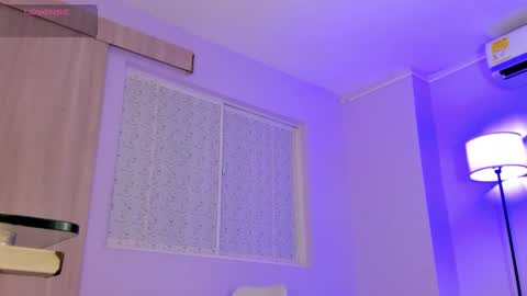 Snapshot of mari_sweeet chatting on September 16, 9:34 pm Meli-Mari online show from September 16, 9:34 pm