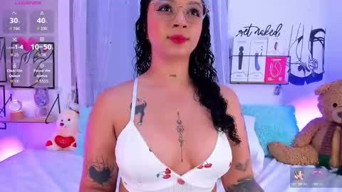 Mari Sweett  online show from February 9, 9:17 pm