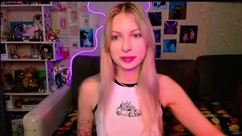 Snapshot of maria_hunt chatting on December 14, 3:17 am Maria online show from December 14, 3:17 am