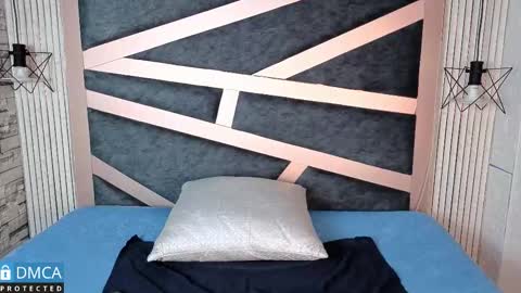 maria_twenty online show from October 30, 11:33 am