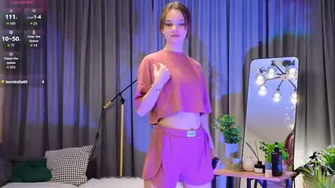 My name is Molly this is my first day online show from February 16, 3:12 pm