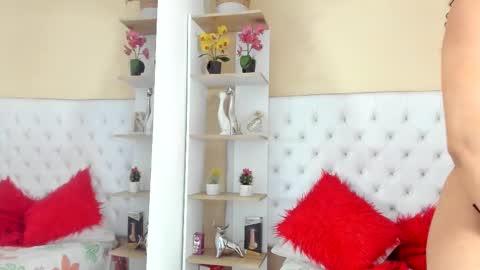 Marian online show from December 14, 9:42 pm