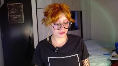 Mariana online show from December 14, 1:11 am