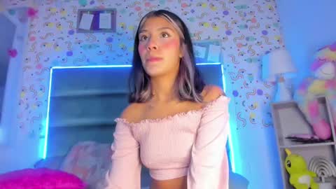 Snapshot of mariana_babe_ chatting on March 11, 12:06 pm mariana_babe_ online show from March 11, 12:06 pm