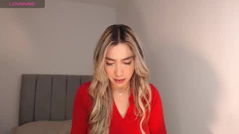 Mariana online show from February 5, 11:52 pm