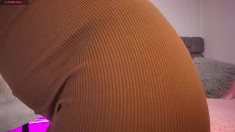 Mariana Gomez online show from February 6, 5:51 pm