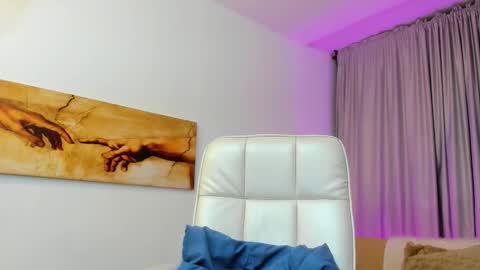 Mariana online show from November 30, 4:27 am