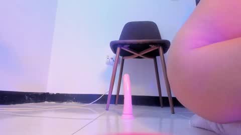 Mariana  online show from November 17, 3:02 pm