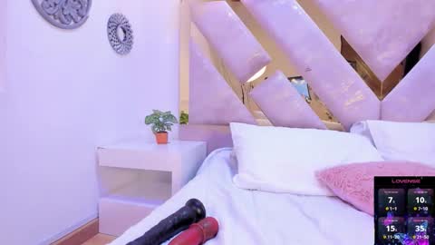 Marianee Rousse  online show from October 12, 1:52 am