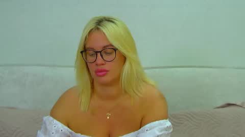 Maria online show from May 10, 6:04 am