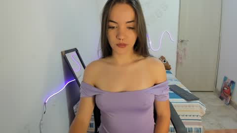 Snapshot of mariangel_3 chatting on January 23, 5:42 pm Mariangel online show from January 23, 5:42 pm